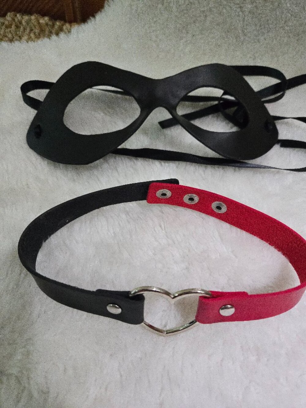 Harley Quinn accessories - mask and choker